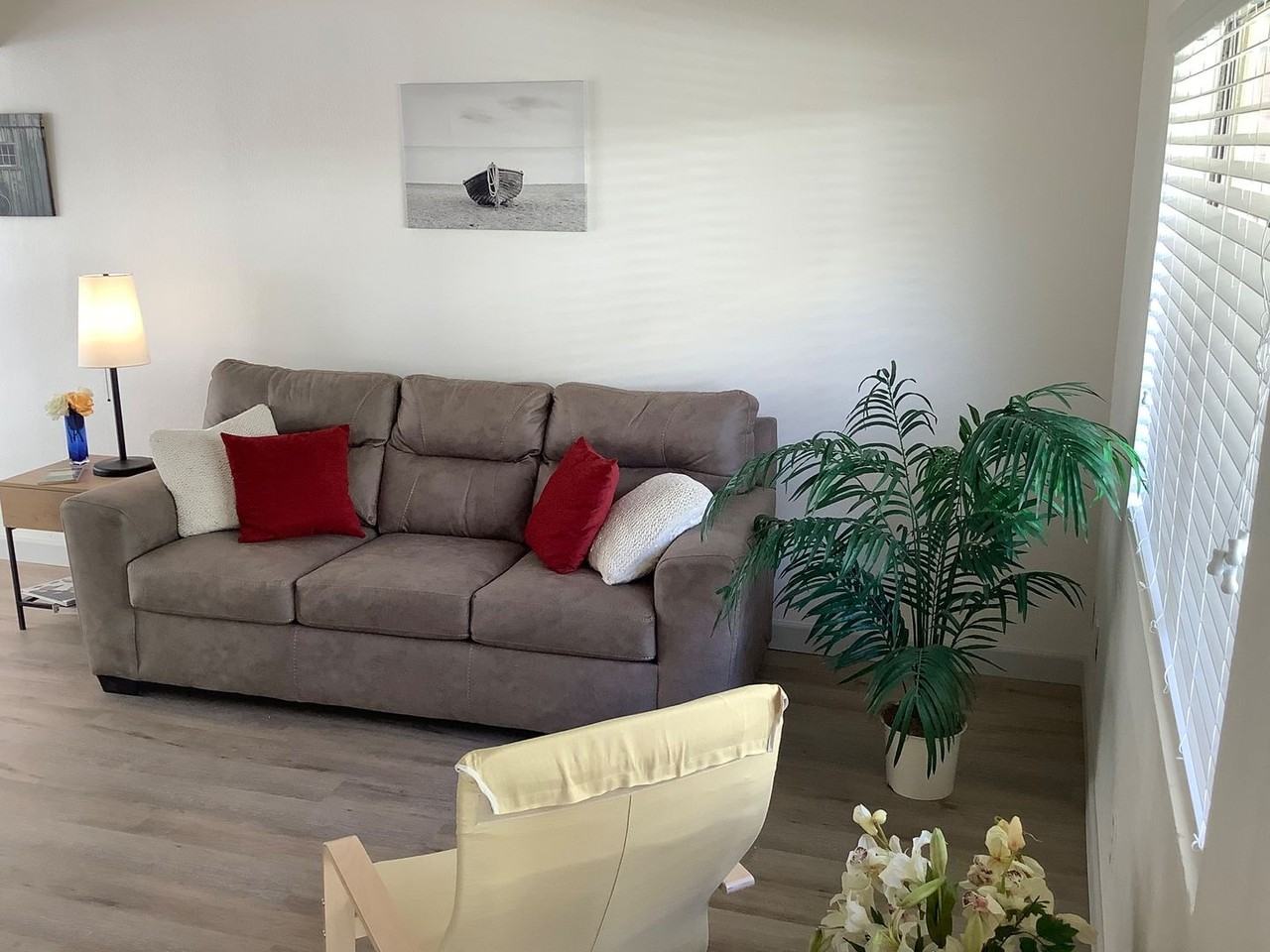 232 W Caldwell Ave #18 - Photo 6 of 12