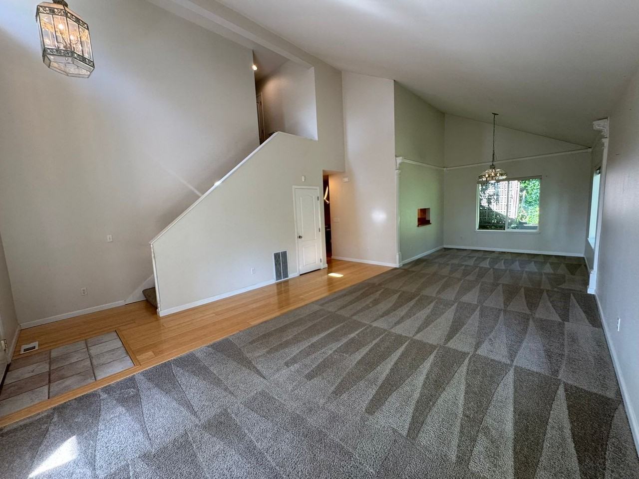 315 Stevens Ave Nw - Photo 3 of 21