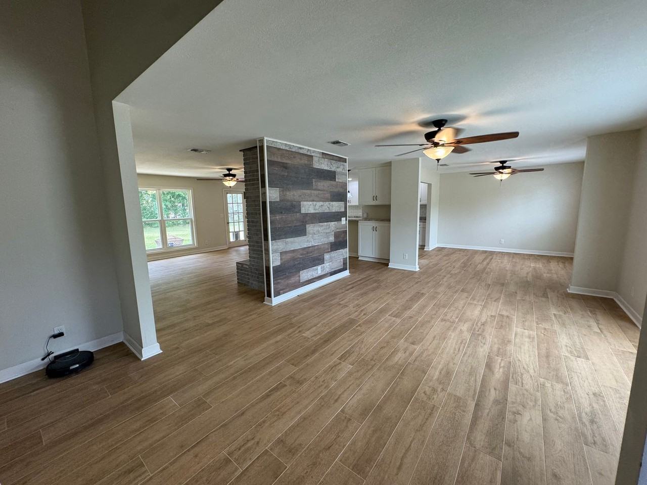 7866 Apollo Dr - Photo 5 of 24