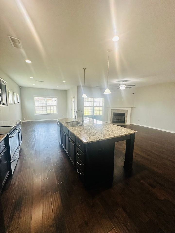 107 Catskill Ln - Photo 6 of 29