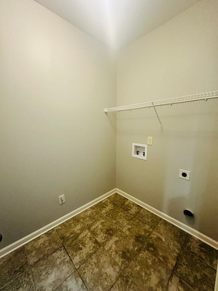 107 Catskill Ln - Photo 7 of 29