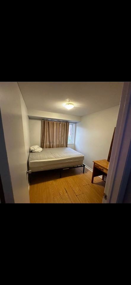 1993 Jasmine Cres - Photo 2 of 6