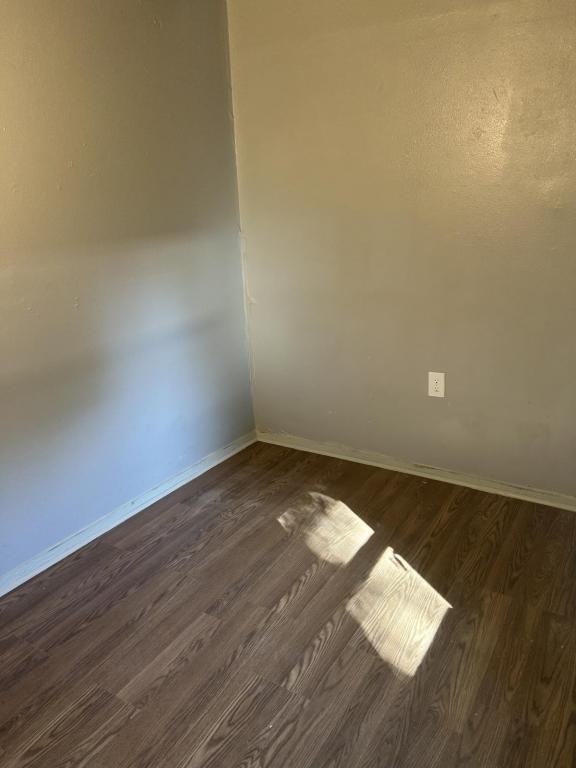 411 Jackson St - Photo 7 of 9