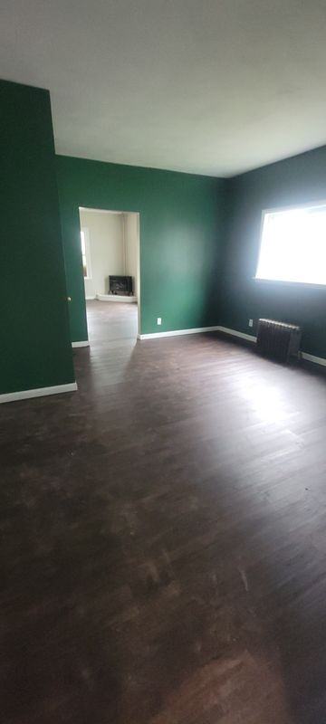 809 1/2 N Main St - Photo 3 of 7