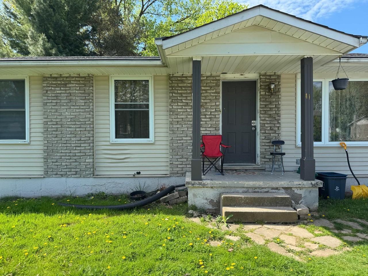 41 Macoomb Dr #MAIN - Photo 3 of 11