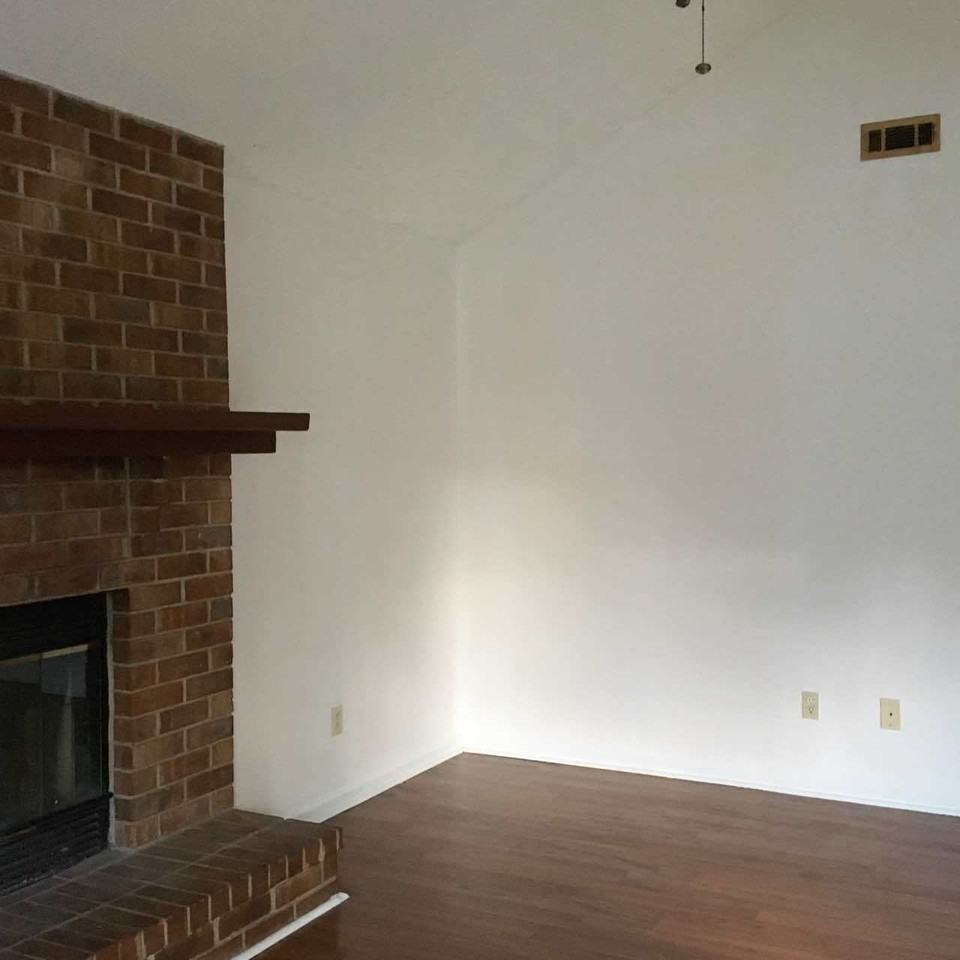 916 Mandarin Dr - Photo 5 of 16