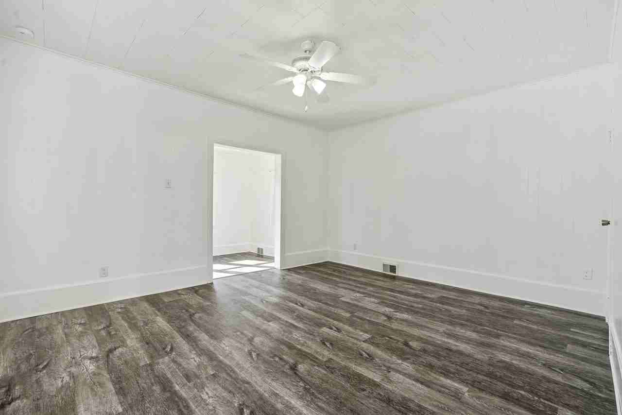 824 Florence Ave #1 - Photo 2 of 18