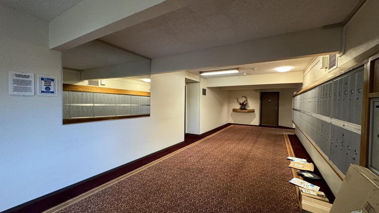 545 Pierce St #2110 - Photo 4 of 32