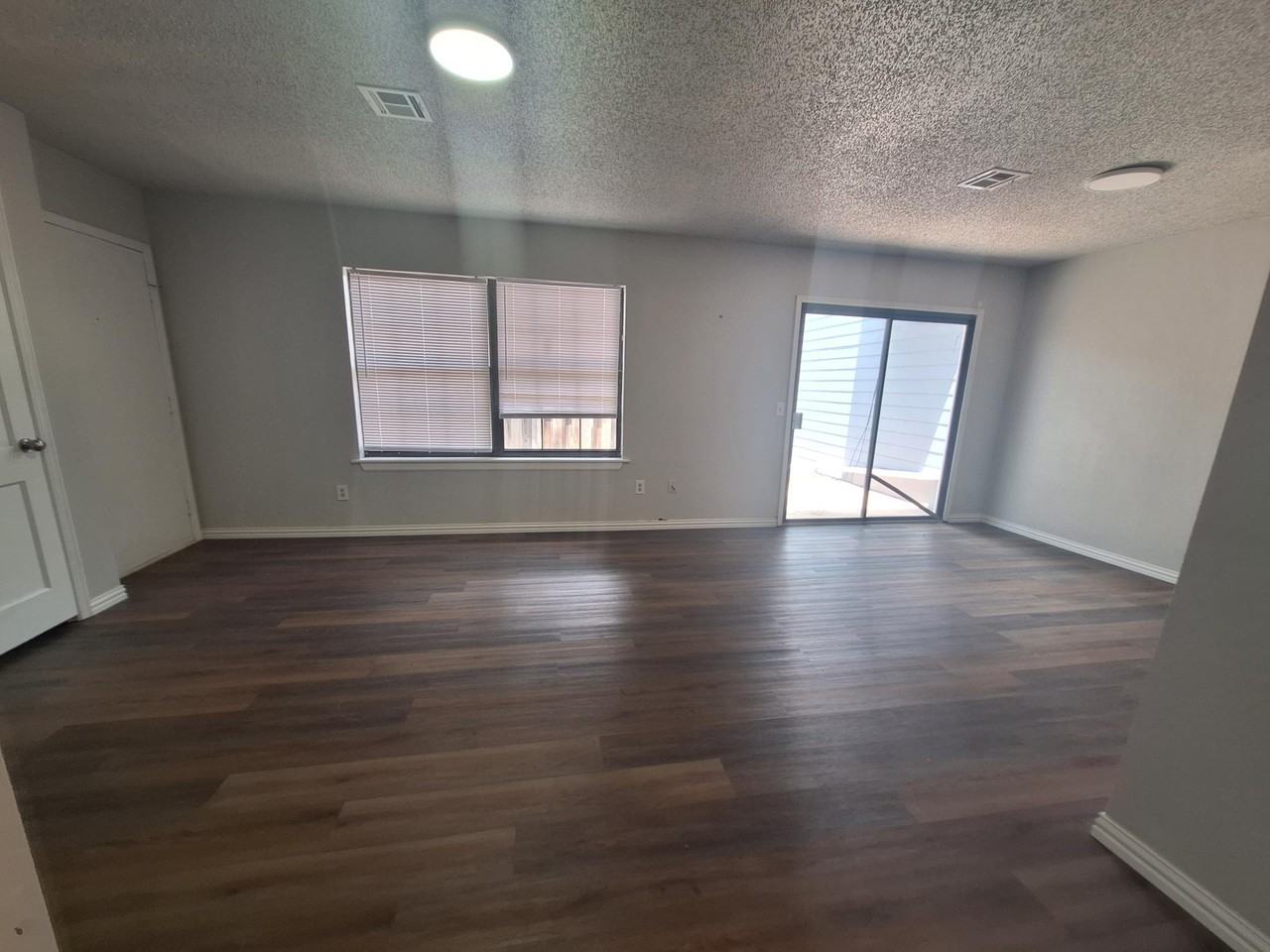 829 N Burdick St #C - Photo 7 of 16
