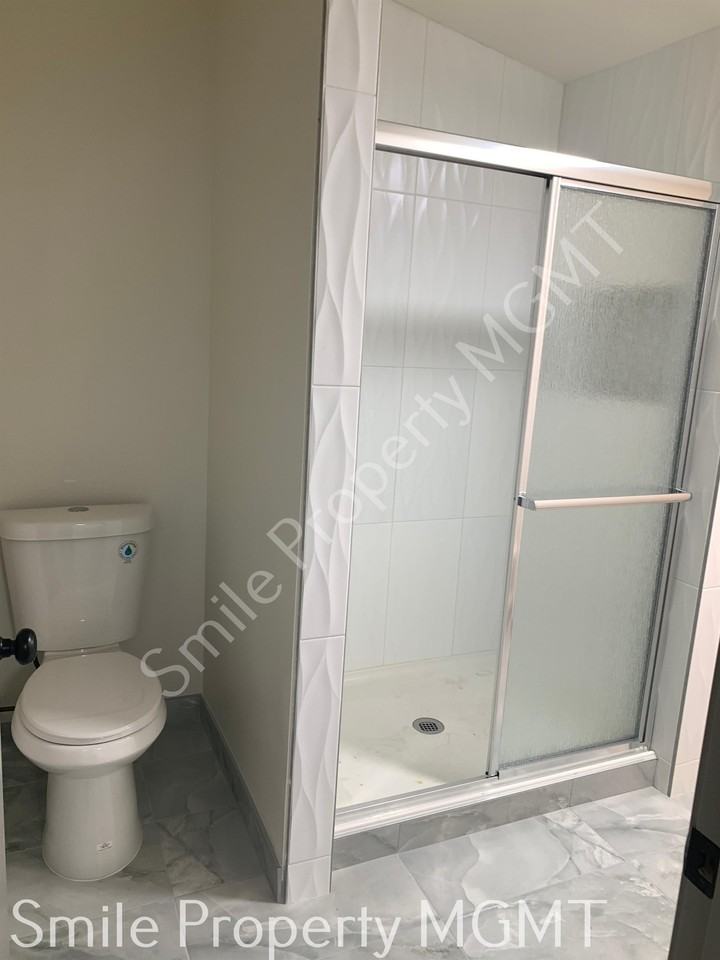 5312 Se 92nd Ave - Photo 3 of 24