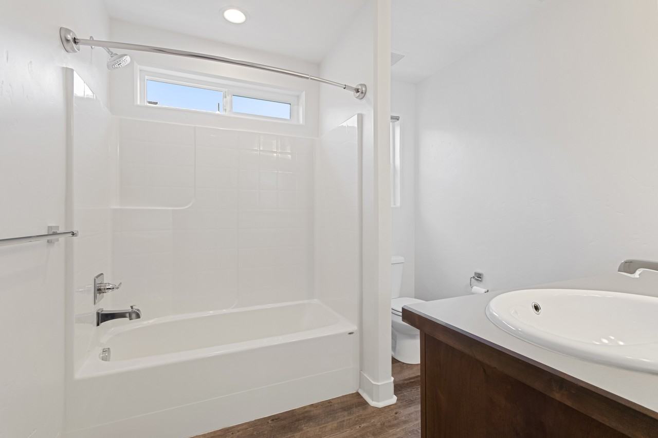 3811 S Eckert Rd - Photo 3 of 50