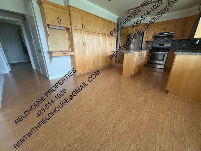 1285 Eastnorth - Photo 7 of 35