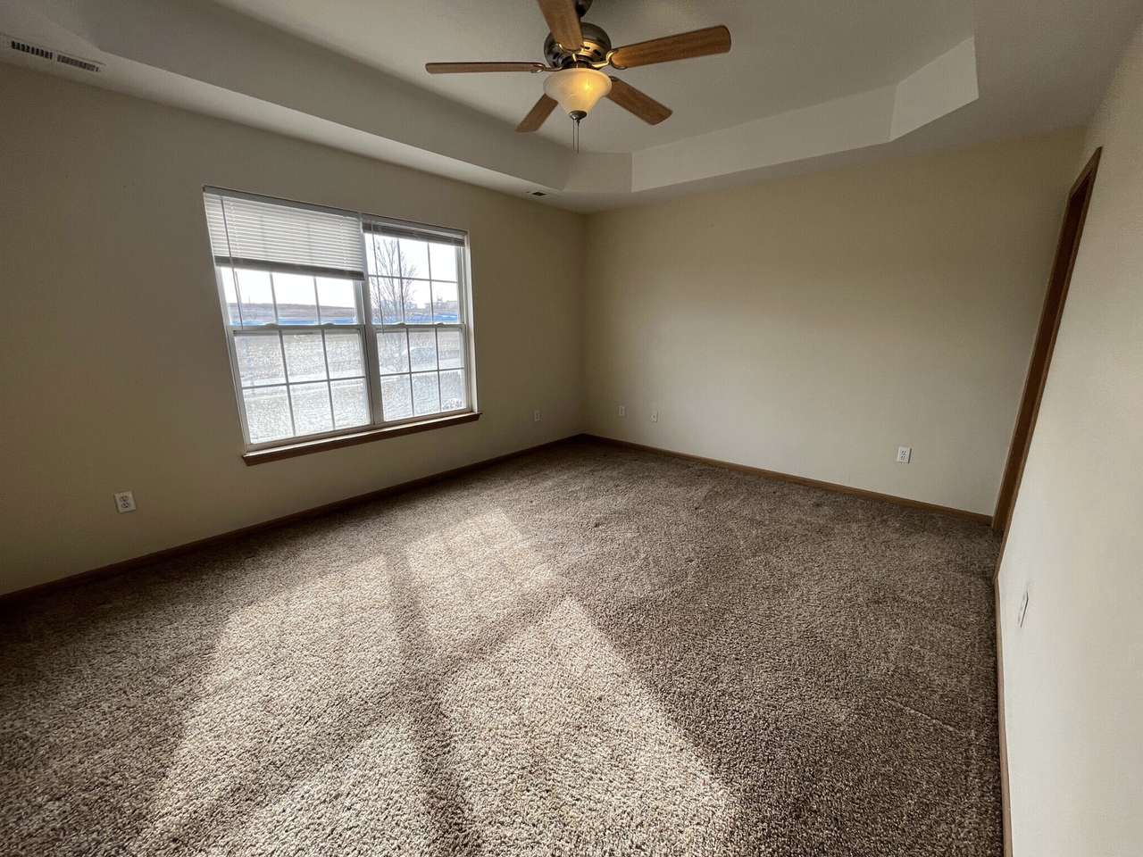 1196 Pebblecreek Dr #D - Photo 6 of 20