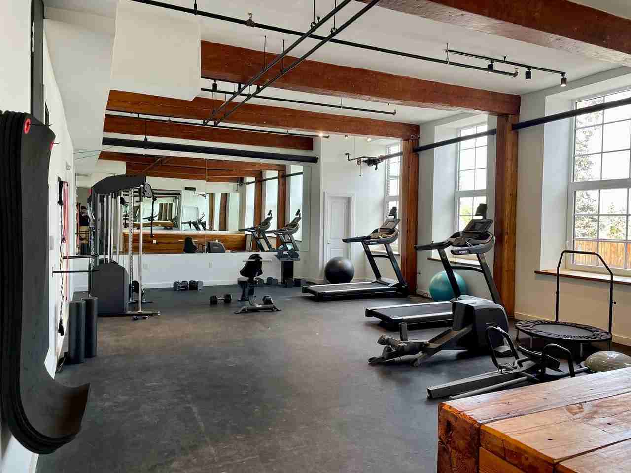 Kent Mills - Photo 4 of 42