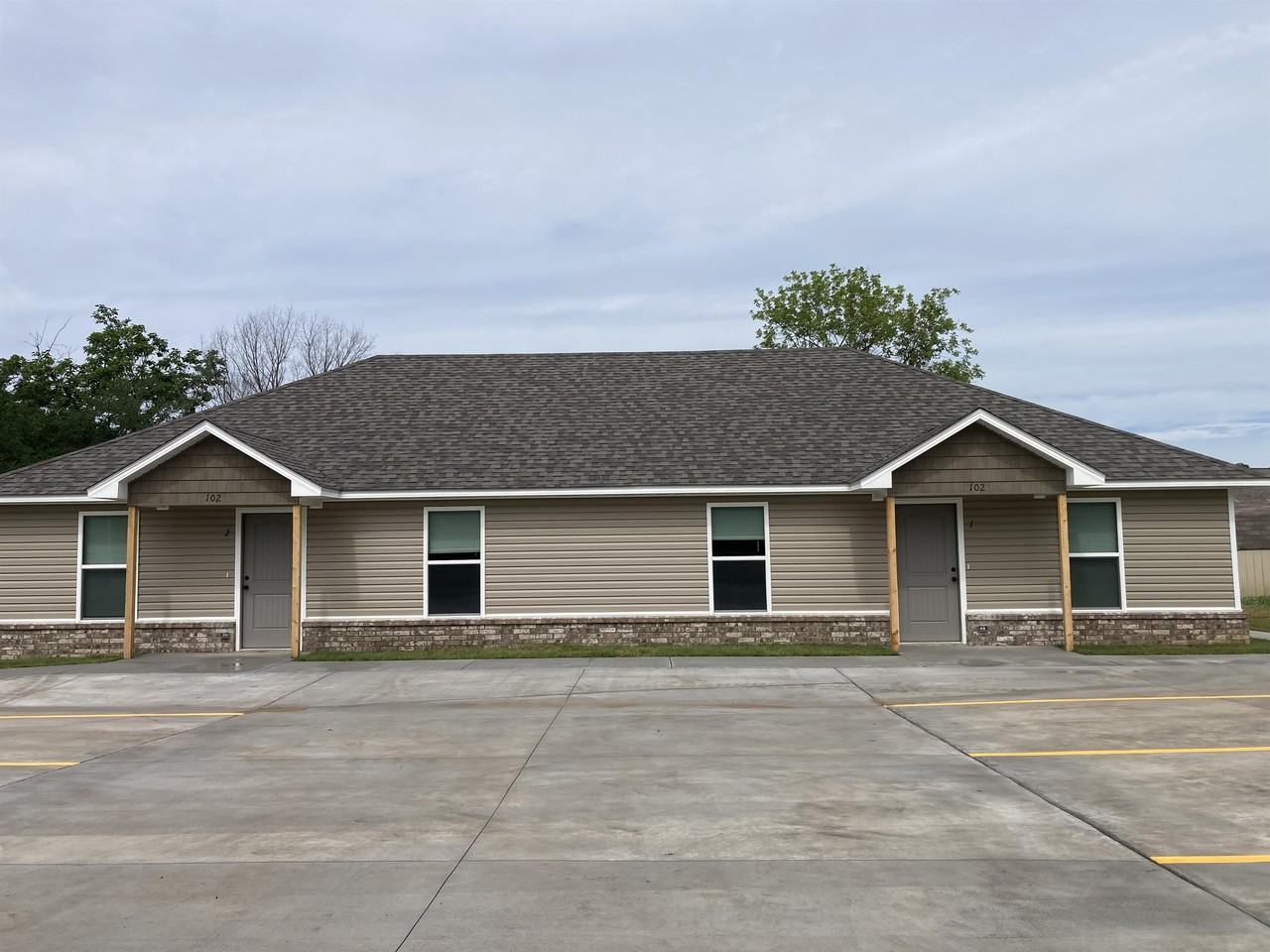 102 S 25th St #4 - Photo 5 of 20