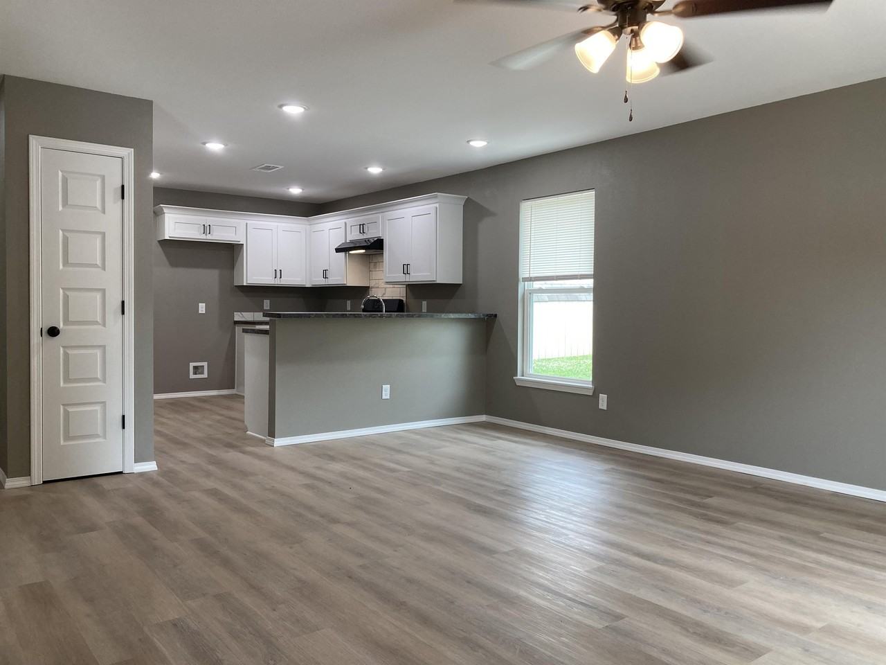 102 S 25th St #4 - Photo 6 of 20