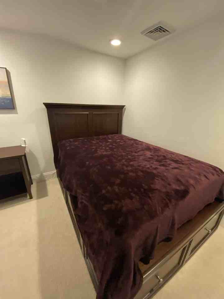 229 Smith St #2 - Photo 5 of 9