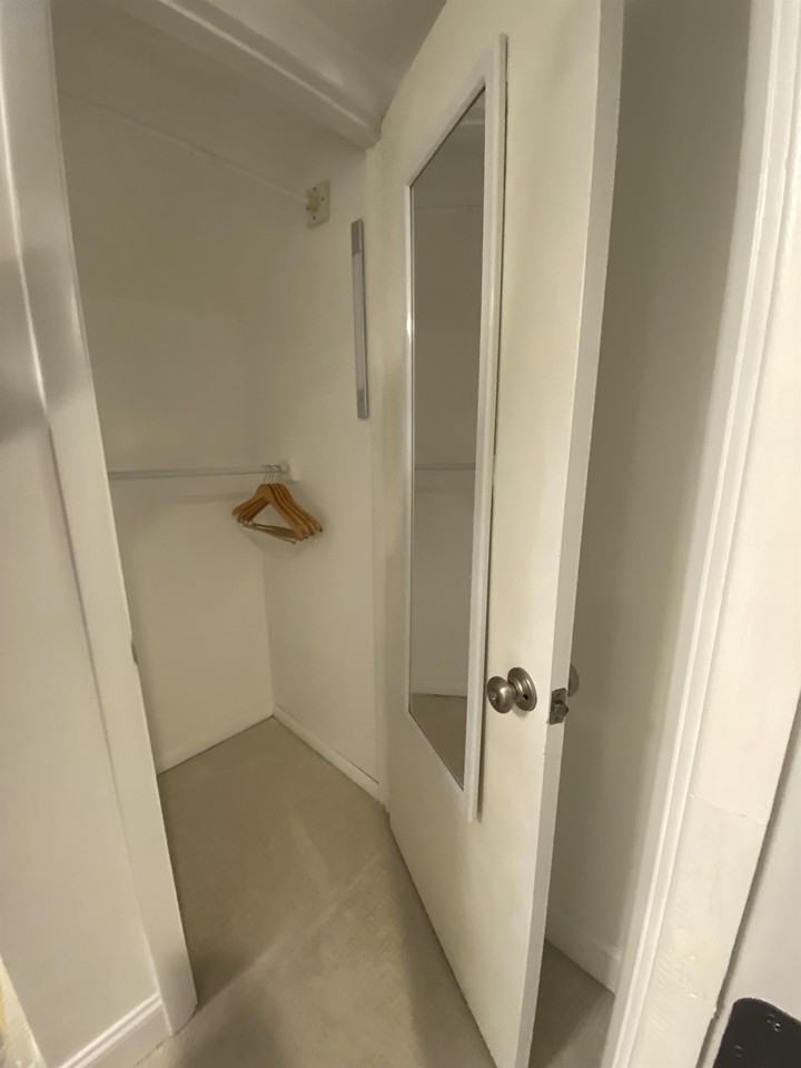 229 Smith St #2 - Photo 7 of 9