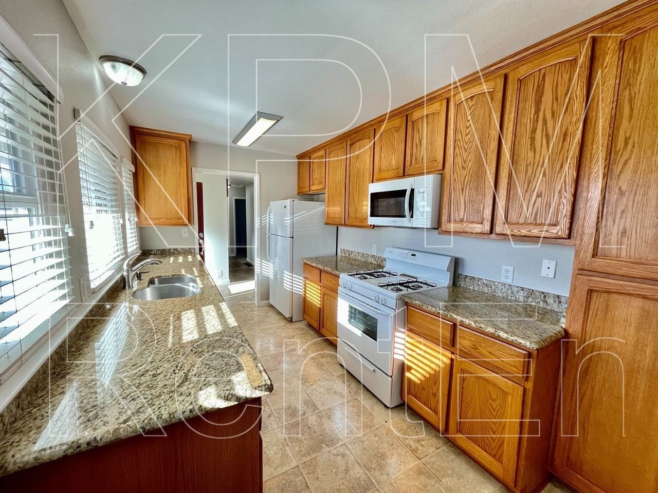 1117 Brookside Rd - Photo 7 of 29