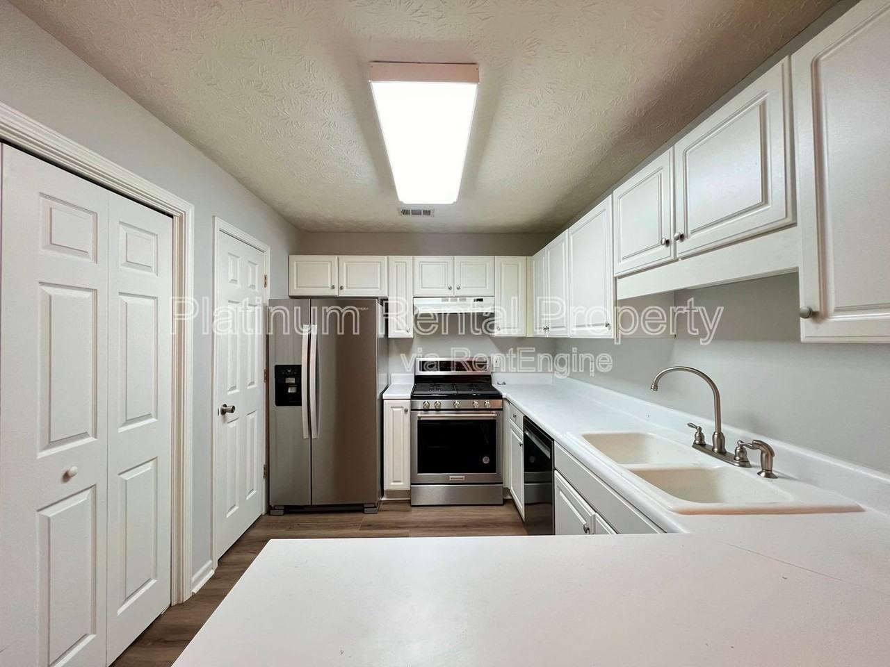 725 Avening Ct - Photo 5 of 29