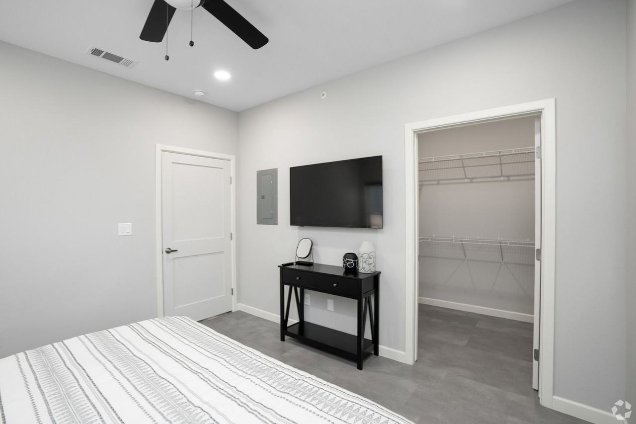 Palma Vista Apartments - Photo 6 of 28