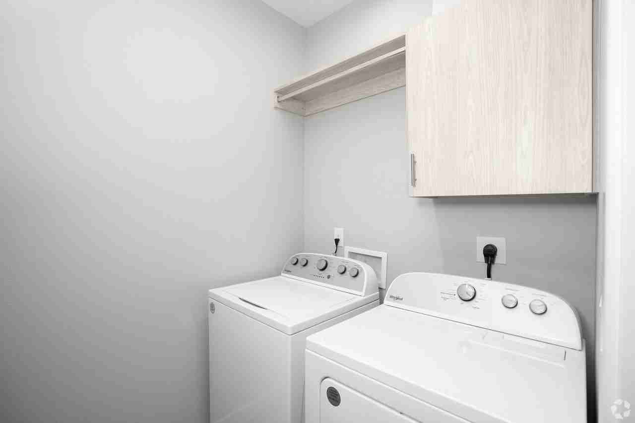 Palma Vista Apartments - Photo 4 of 28