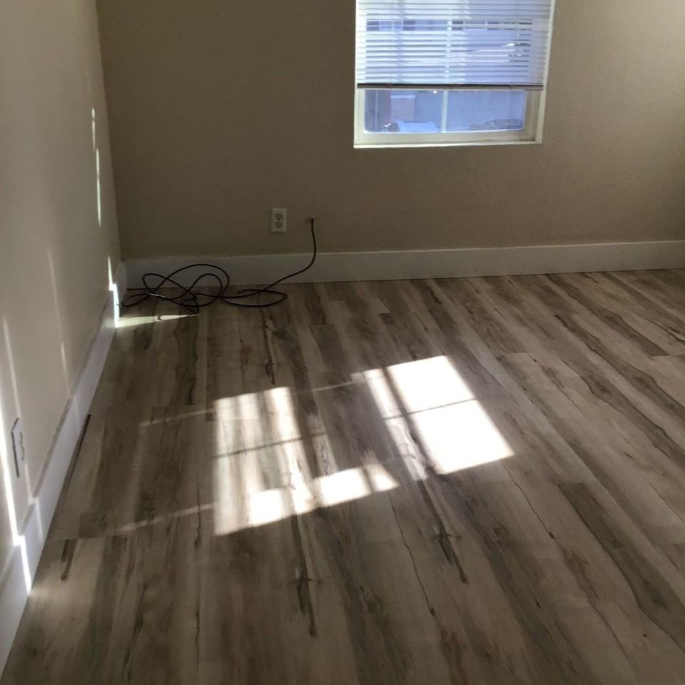 1007 Beymer Loop - Photo 3 of 20