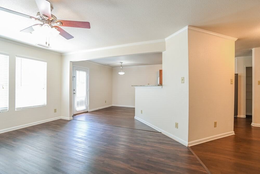 4532 Stone Mountain Dr - Photo 5 of 17