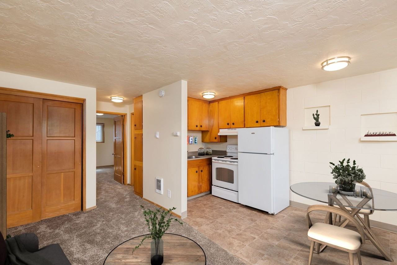 Eden West - Photo 4 of 14