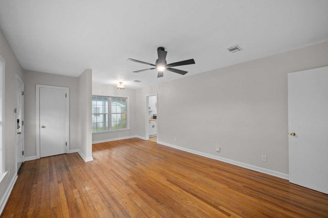 4273 Vega Dr - Photo 2 of 12