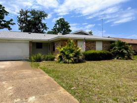137 Deville Dr - Photo 1 of 1