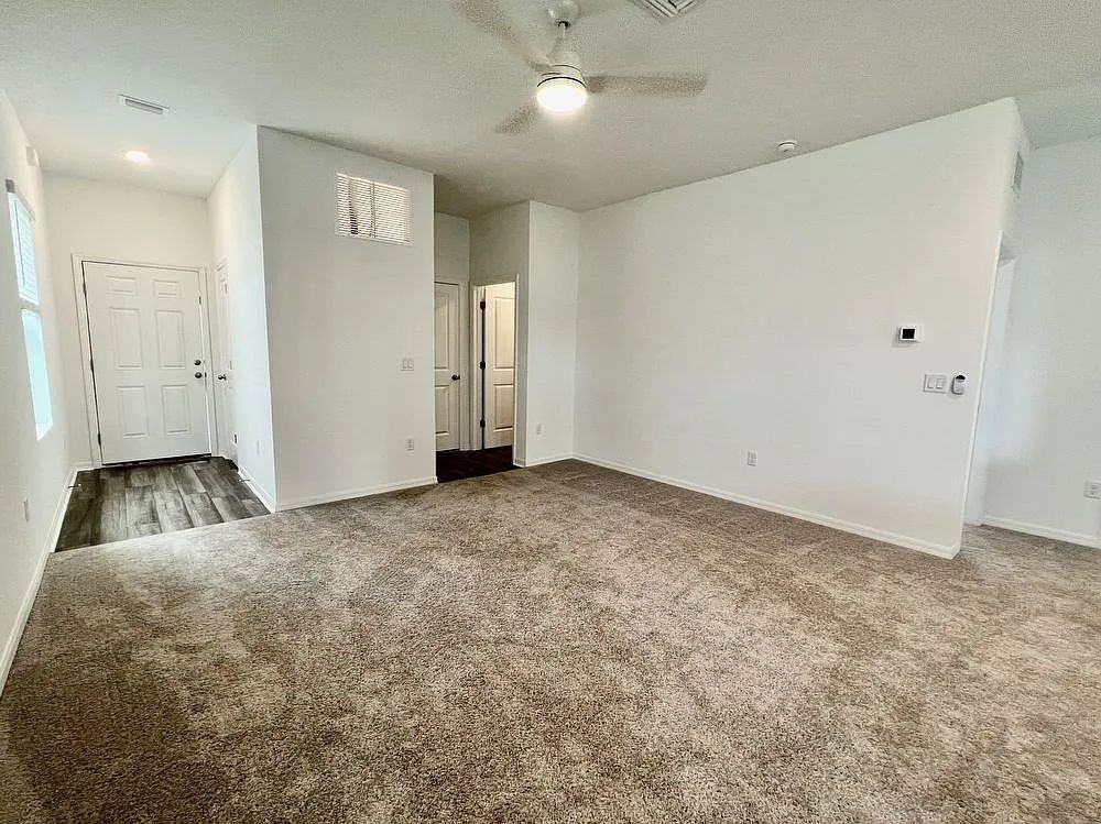 35507 Eastbrook Ave - Photo 2 of 13