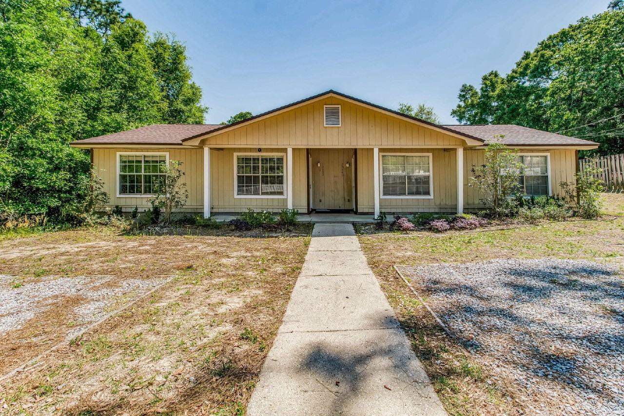 10150 Guidy Ln - Photo 2 of 24