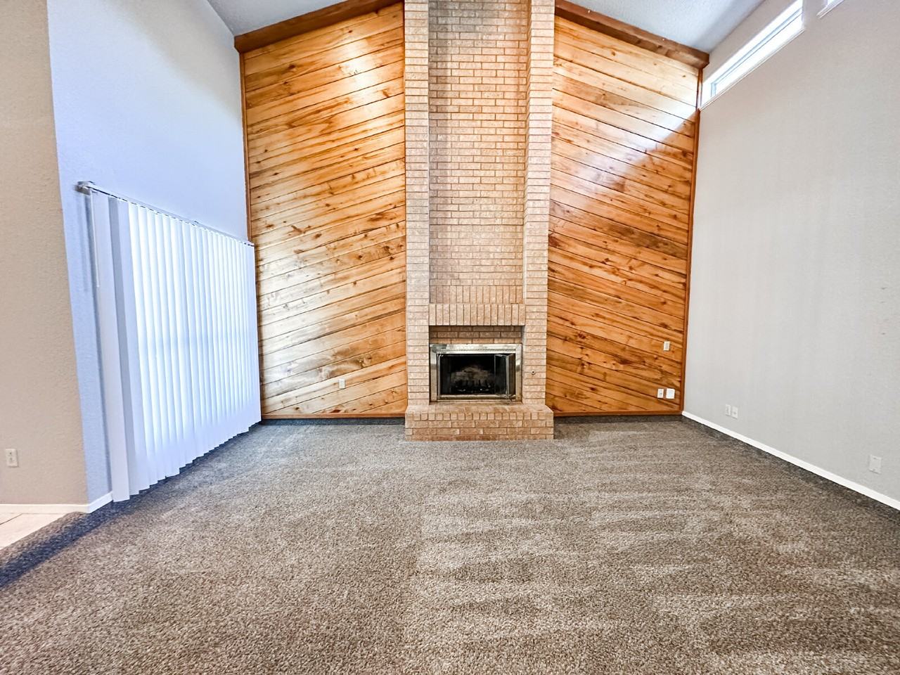 3204 65th St - Photo 3 of 14