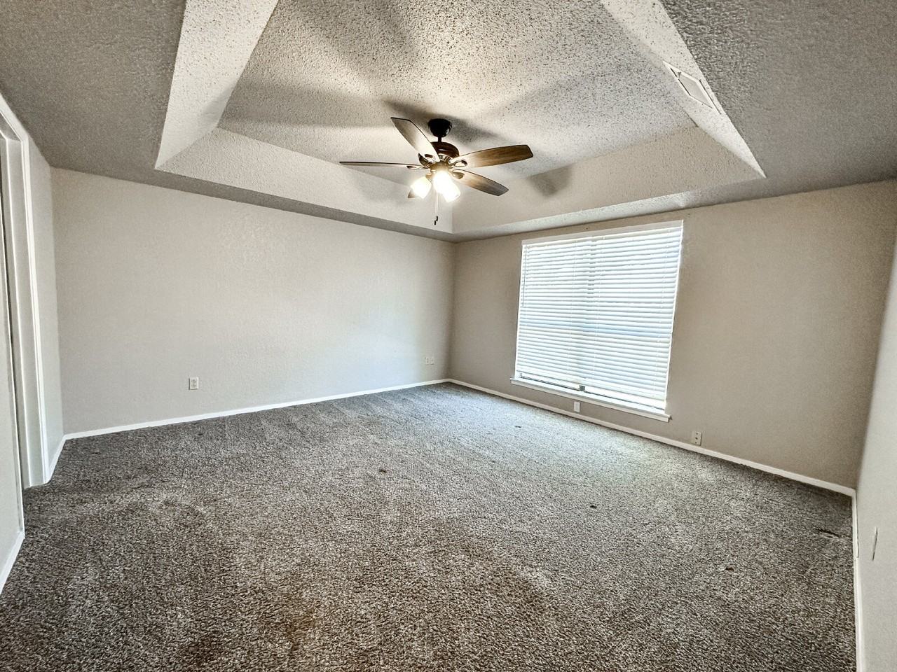 3204 65th St - Photo 7 of 14