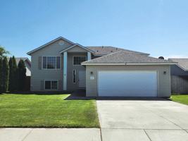 featured image of 419 N Arbutus Ave
