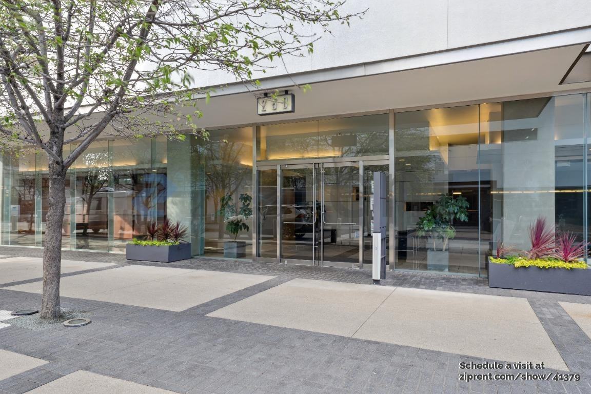 250 King St #754 - Photo 2 of 23