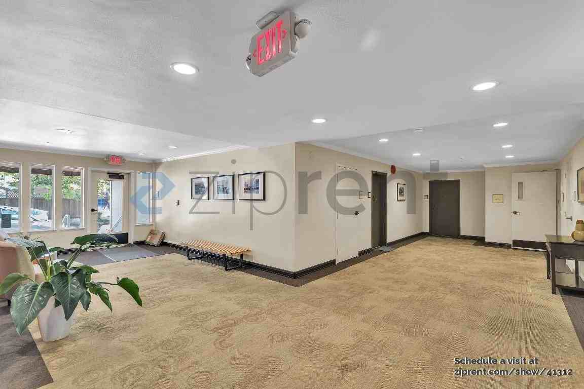 2250 24th St #121 - Photo 5 of 42