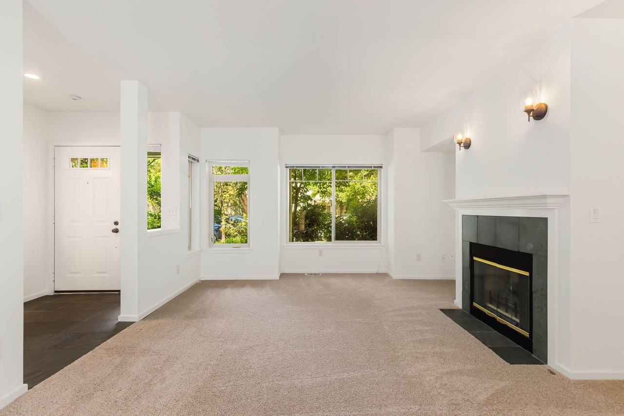 15855 Ne 92nd Way #1203 - Photo 3 of 19