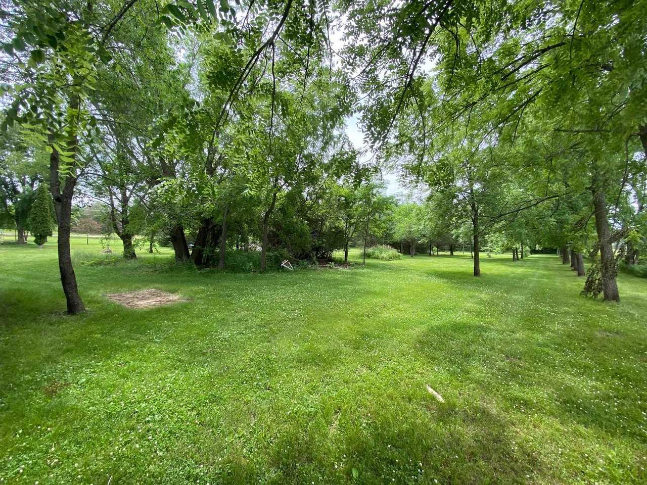 30013 Butler Ave - Photo 3 of 17