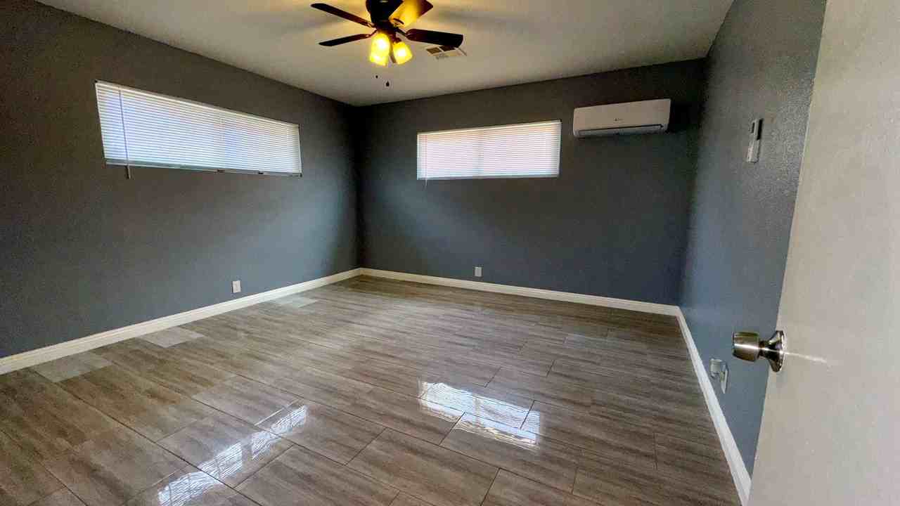 604 Monticello Dr - Photo 4 of 7
