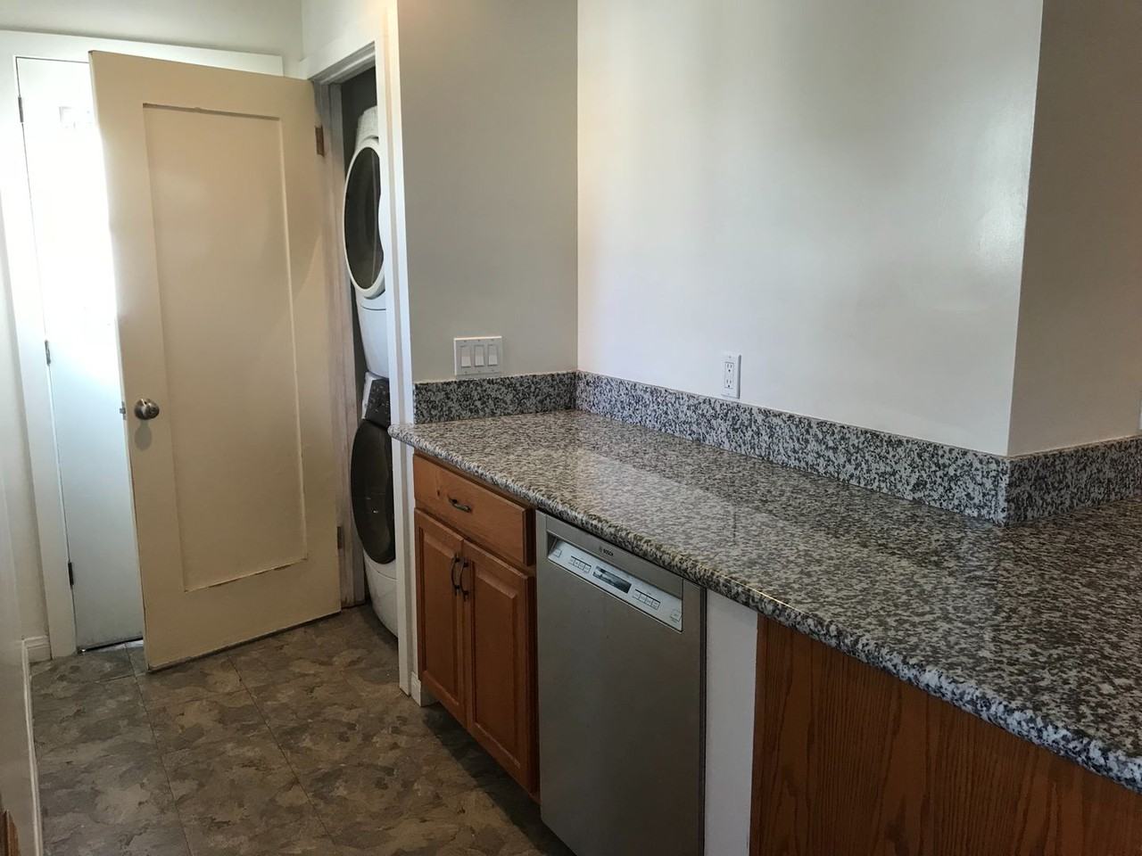 3755 Herman Ave - Photo 7 of 23