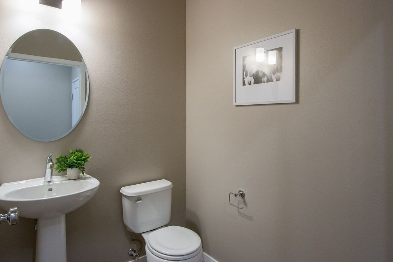80 Gathering Place Ln #205 - Photo 6 of 8