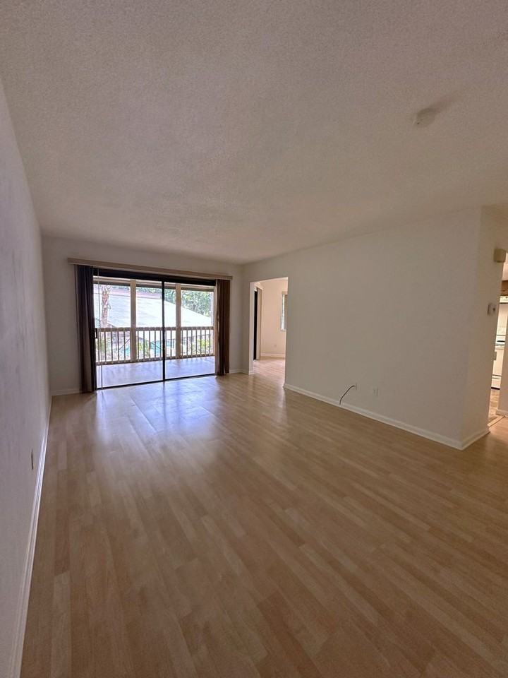 20 Fairways Cir - Photo 3 of 27