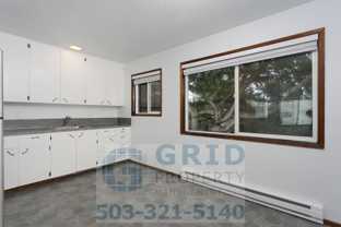 1131 Se 17th Ave - Photo 1 of 1