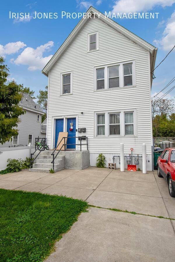 180 Mackinaw St #4 - Photo 2 of 14