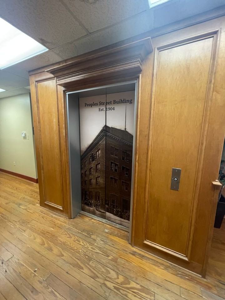 402 Peoples St - Photo 7 of 13