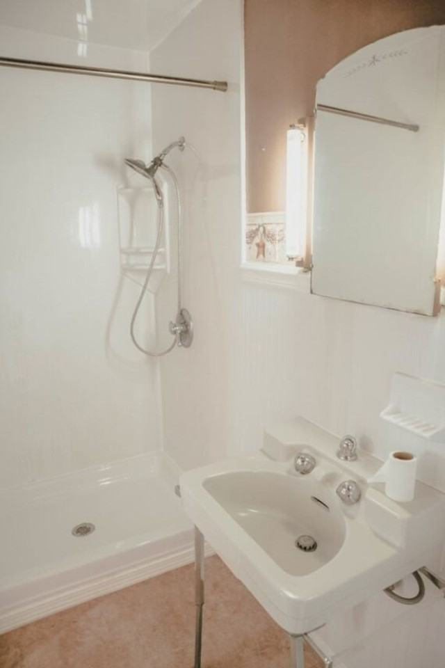 300 S Nichols Ave - Photo 7 of 21