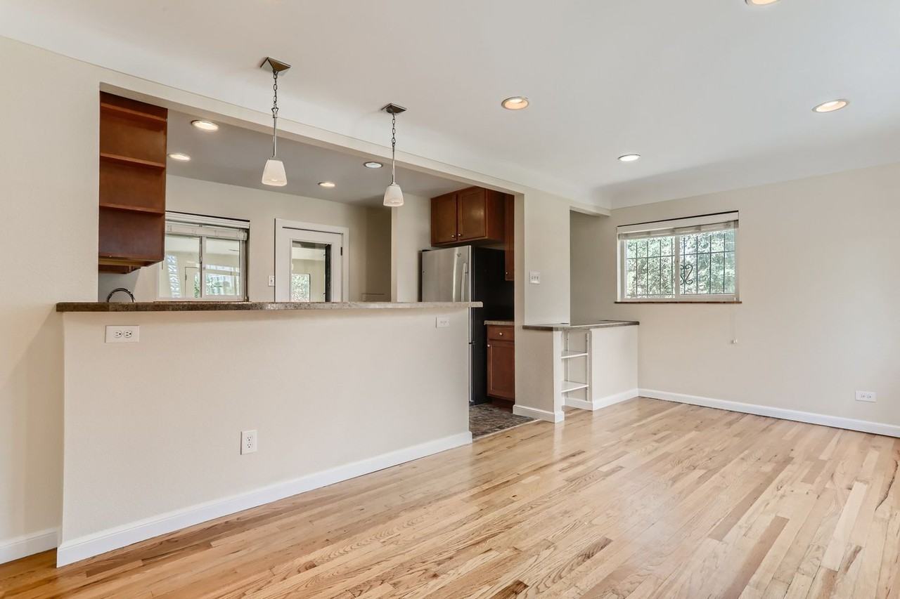 3425 E 31st Ave - Photo 5 of 30