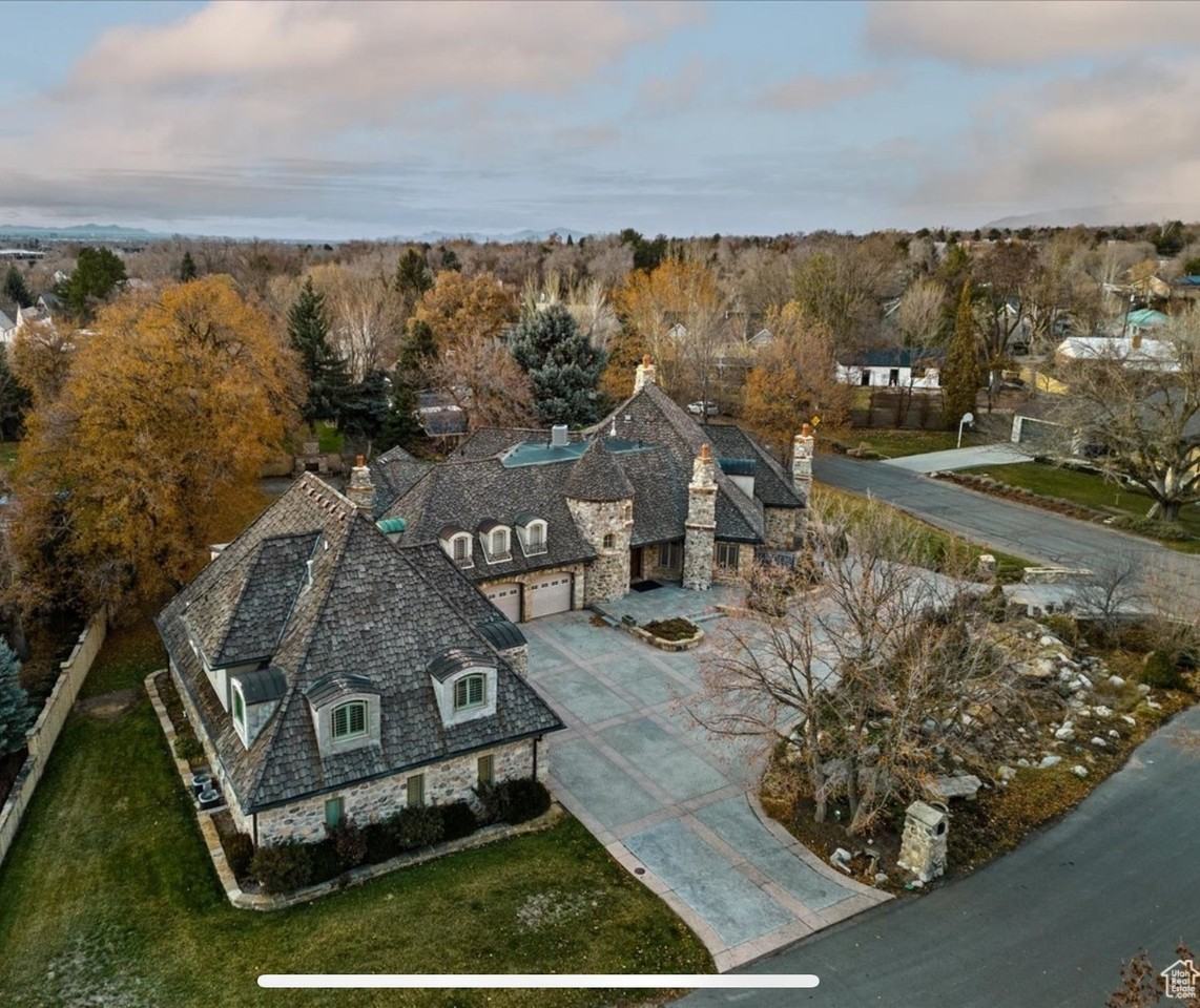 4900 S Marilyn Dr #NA - Photo 4 of 32